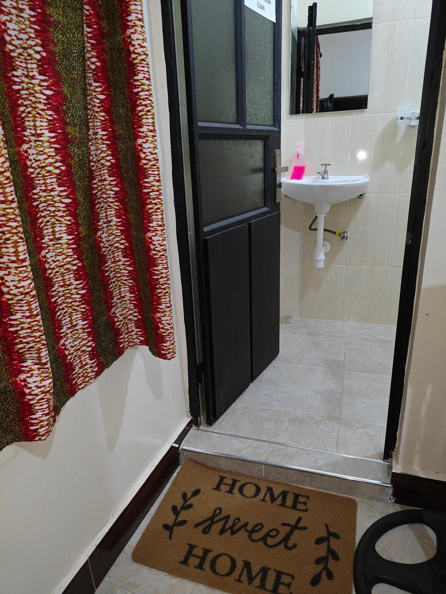 מושי Hostel Kiliwood מראה חיצוני תמונה